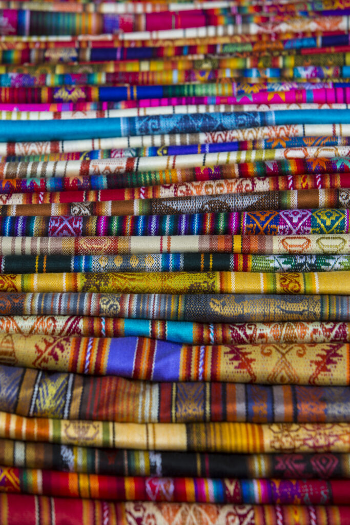 The best souvenirs from Bolivia – textiles, clothes and accessories ...